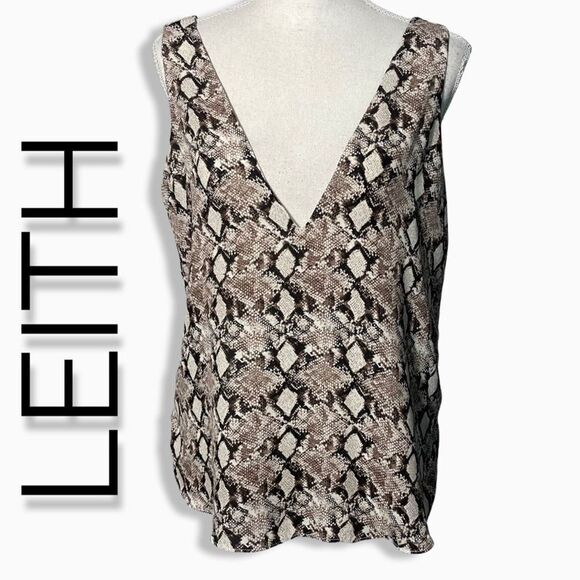 LEITH Snake Print Tank Top w/ v-neck and back, Lightweight size M - Picture 1 of 6